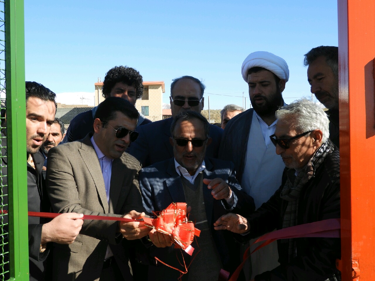 افتتاح زمین چمن مصنوعی روستای جوشقان شهرستان ساوه