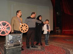 گزارش تصویری – اختتامیه دومین جشنواره استانی فیلم ۱۰۰